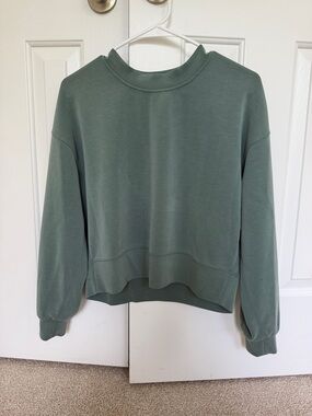 lululemon athletica sage green pullover sweatshirt